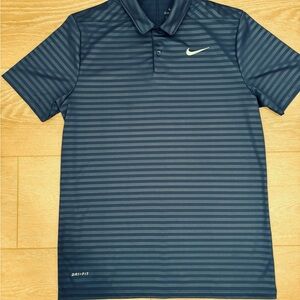 Nike dry fit golf shirt